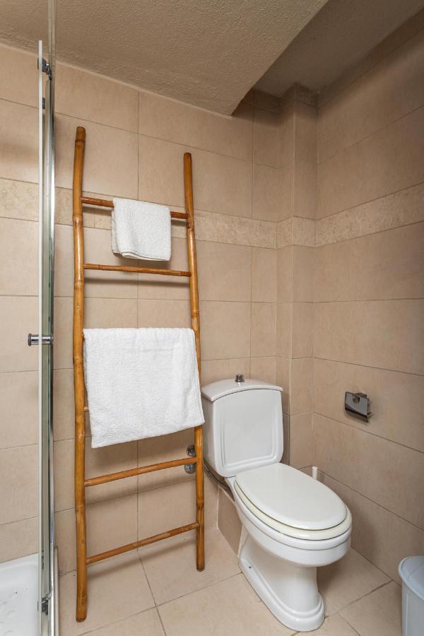 Pure White Suite Elani Siviri Ngoại thất bức ảnh